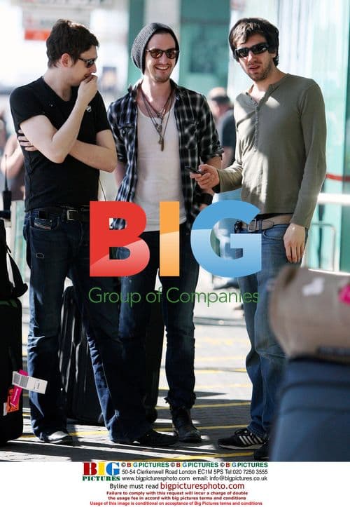 Snow Patrol band members arrive in Perth