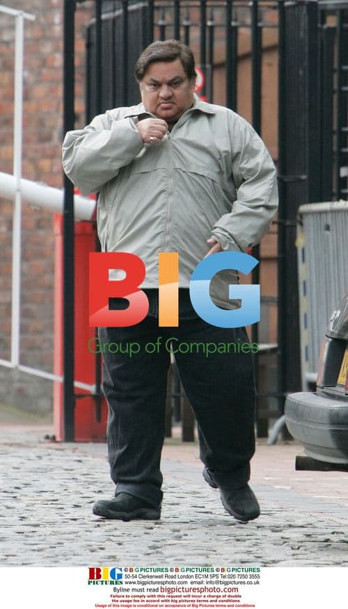 Coronation Street Cast on Set