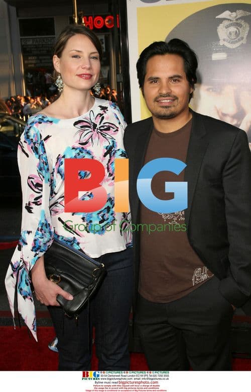 Michael Pena attends "Observe and Report" premiere