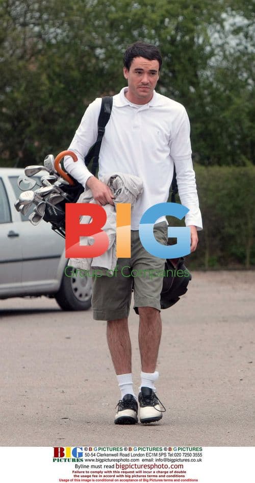 Jack Tweed Visits Jade Goody's Grave