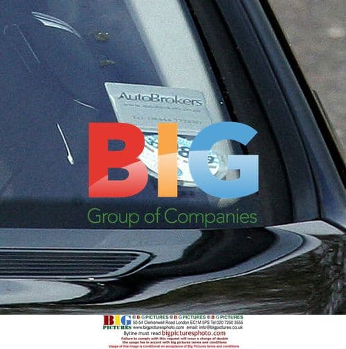 Ashley Cole arrives at training without seatbelt