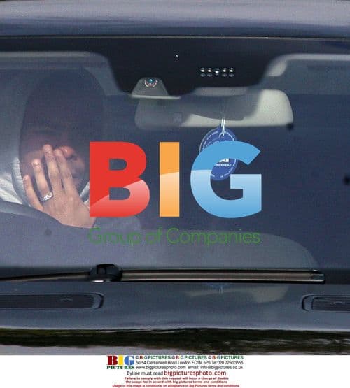 Ashley Cole arrives at Chelsea training without seatbelt