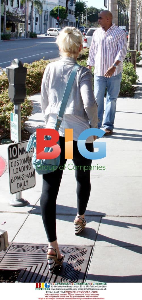 Christina Aguilera Shopping for Furniture