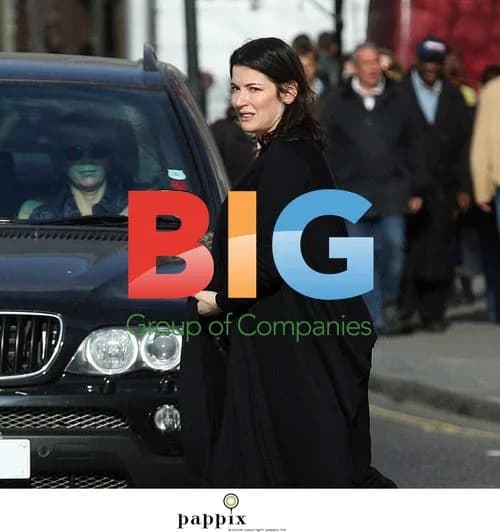 Saatchi and Nigella spotted drinking coffee