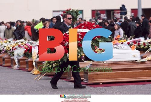 Thousands attend state funeral for Italy quake victims