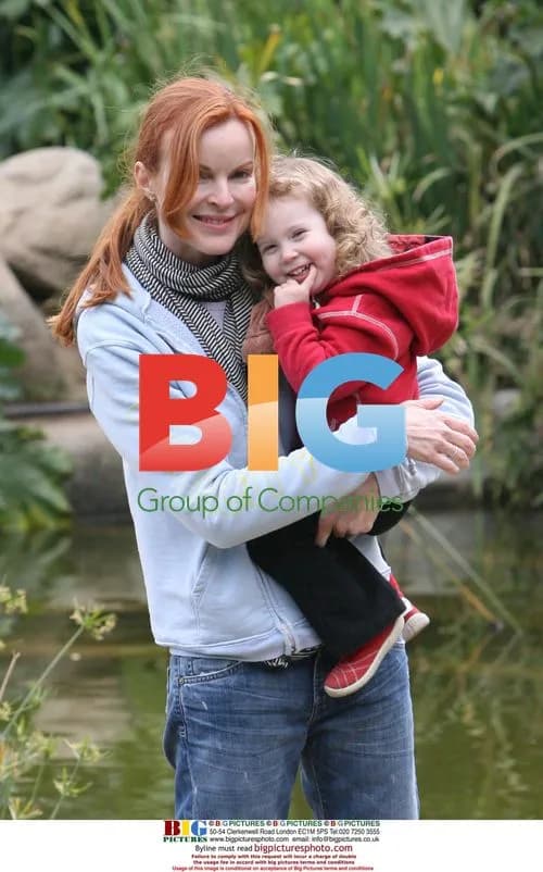 Marcia Cross and Twins at Santa Monica Park