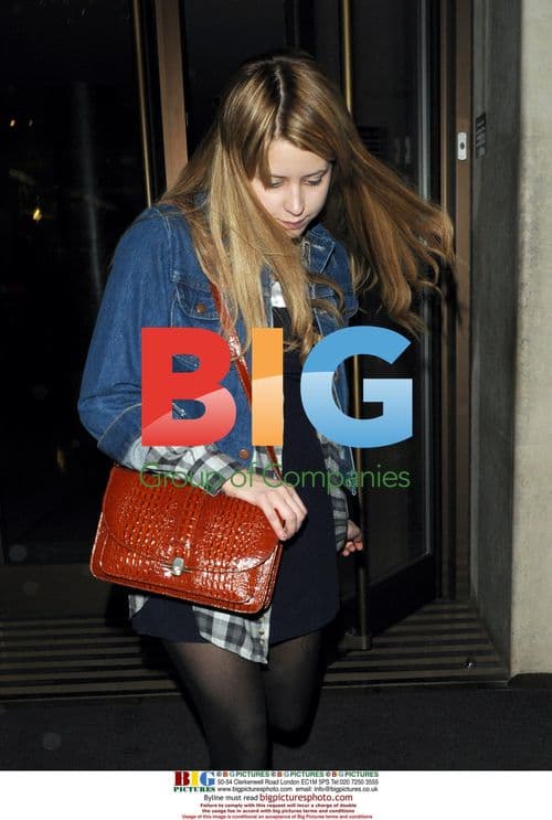 Peaches Geldof leaves London hotel