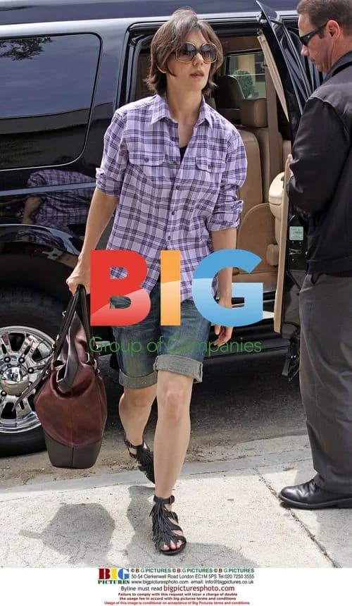 Dressed down Katie Holmes arrives at LA dance studio
