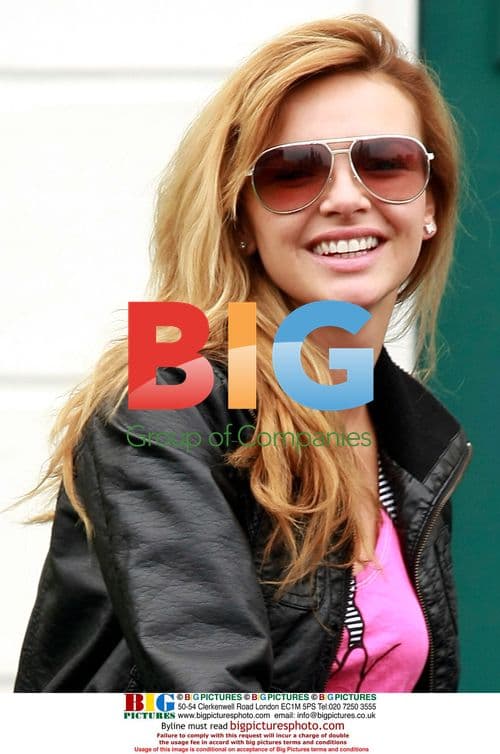 Nadine Coyle Leaves Home for Rehearsals