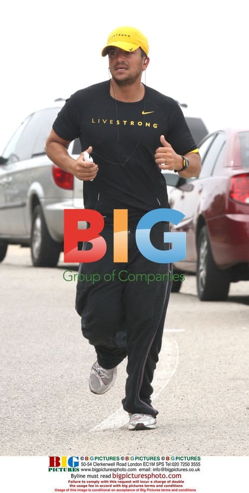 Peter Andre Trains for London Marathon