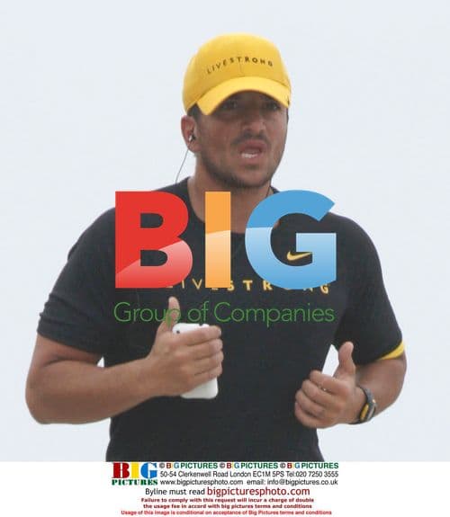 Peter Andre Running in Malibu