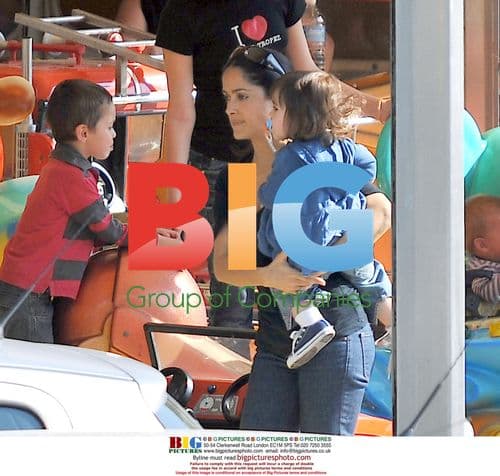 Salma Hayek's family vacation in France