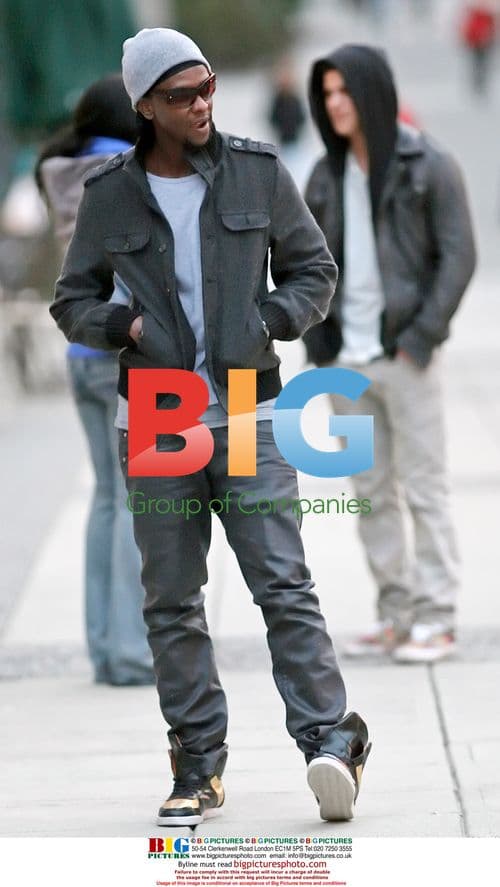 Twilight Stars Lautner and Gathegi in Vancouver