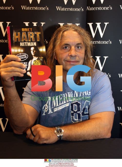 Bret "HITMAN" Hart signs autobiography in Liverpool