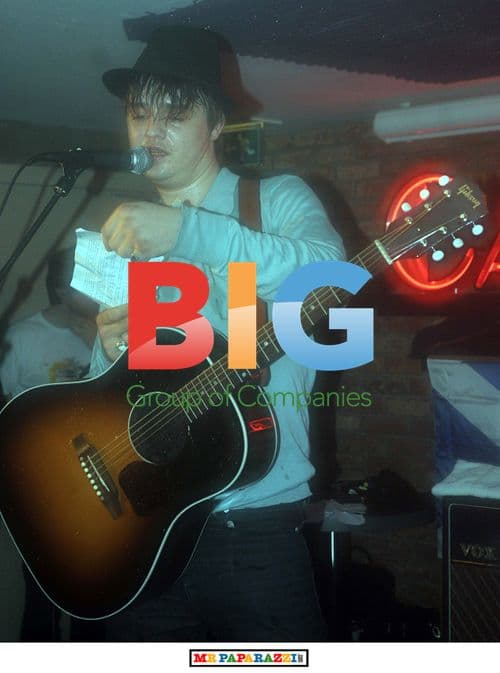 Peter Doherty Plays Intimate Show in Glasgow