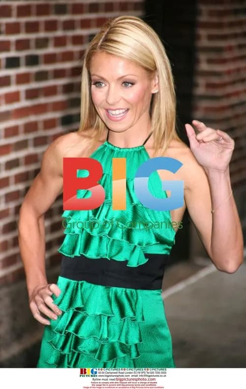 Kelly Ripa at 'The Late Show With David Letterman'