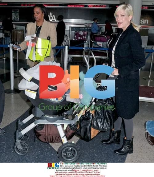 Tori Spelling and family at LAX