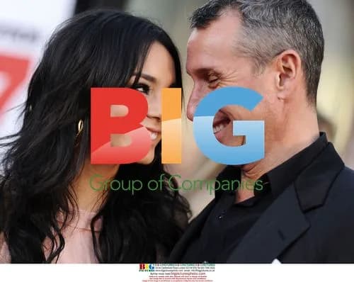 Vanessa Hudgens and Adam Shankman at "17 Again" Premiere