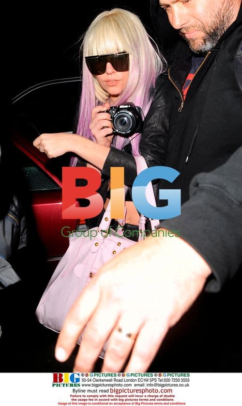 Lady Gaga Returns to Hotel with Camera