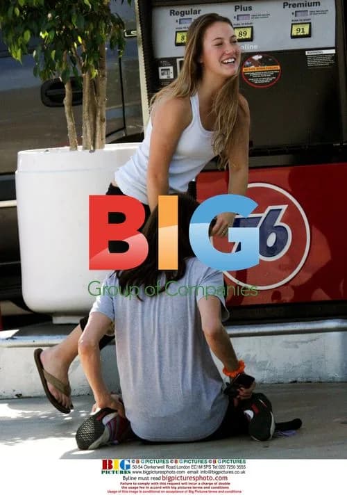 Janice Dickinson Filling Up Gas Tank