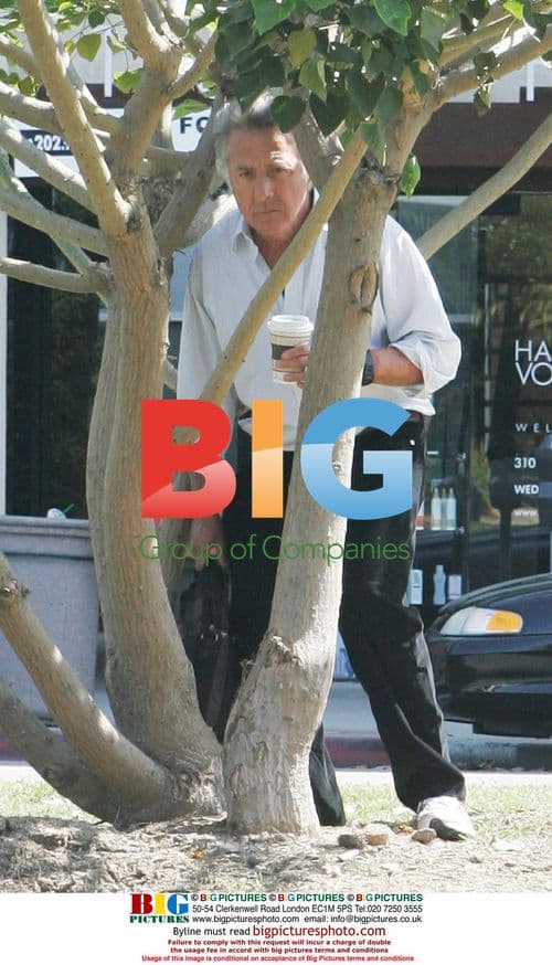 Dustin Hoffman Plays "Hide and Seek"