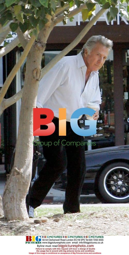 Dustin Hoffman Plays "Hide and Seek"