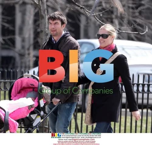 Rebecca Romijn and family take a stroll