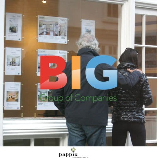 Flavio Briatore and Elisabetta Gregoraci house hunting