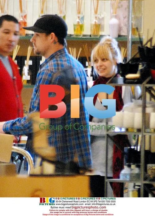 Nicole Richie and Joel Madden shopping at Barney's