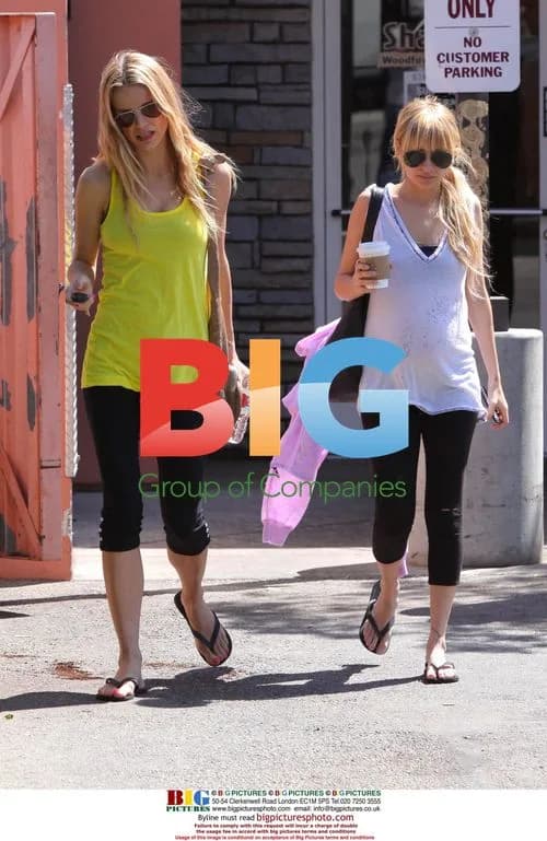 Nicole Richie leaving pilates class
