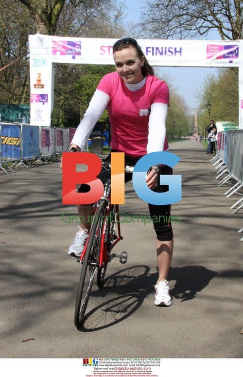 Victoria Pendleton at Pedal It Pink event