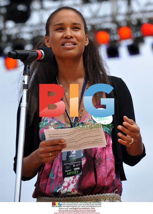 Joy Bryant at Earth Day on the Mall concert