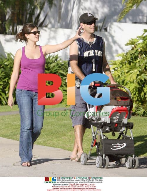 Carson Daly and girlfriend out with baby
