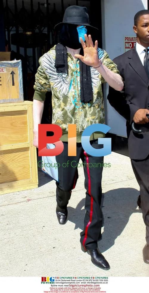 Michael Jackson shops for antiques in Beverly Hills