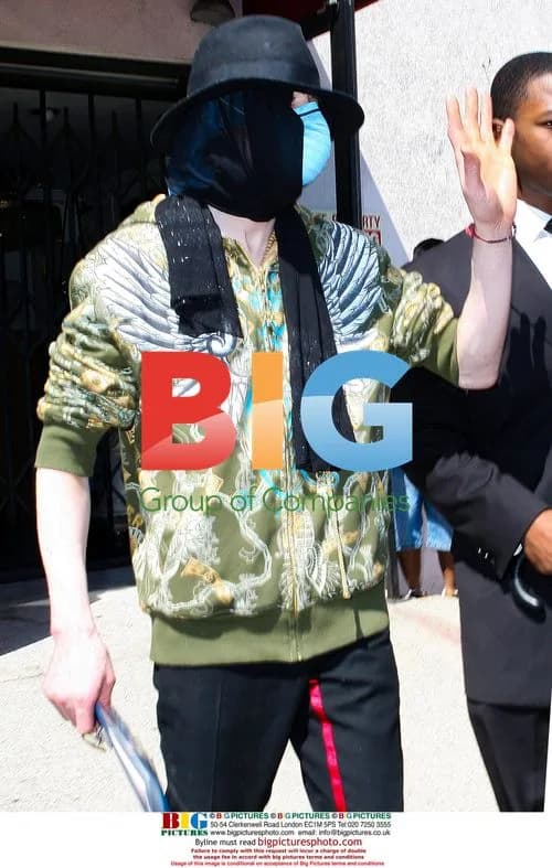 Michael Jackson shops for antiques in Beverly Hills
