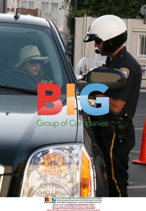 Jessica Alba gets traffic ticket in Santa Monica