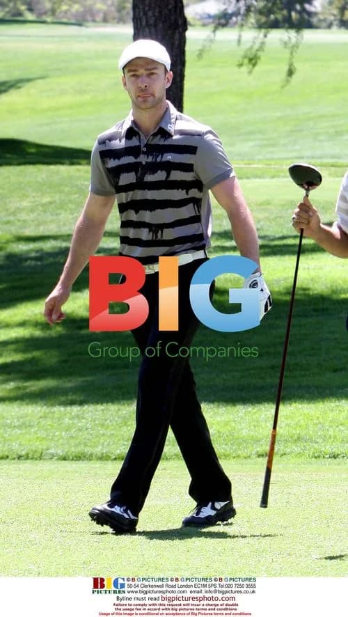 Justin Timberlake lines up shot on 10th hole