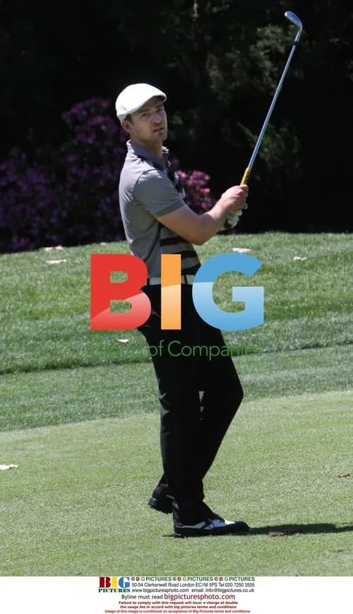 Justin Timberlake Sinks Ball on Tenth Hole