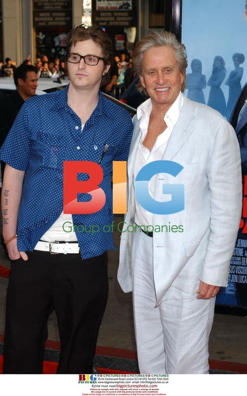 Michael Douglas and son Cameron at 'Ghosts Of Girlfriends Past' premiere
