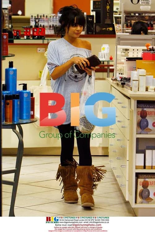 Vanessa Hudgens at Nail Garden in Studio City
