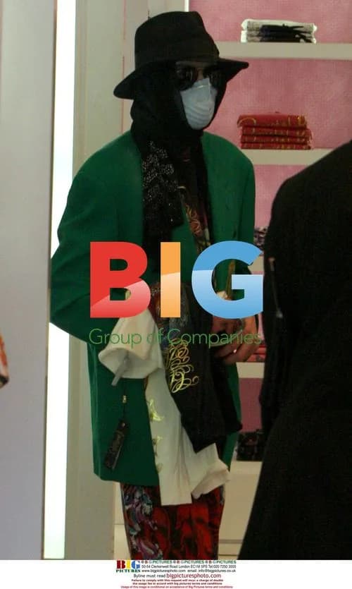 Michael Jackson shopping in Beverly Hills