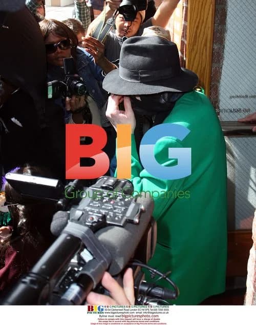Michael Jackson shopping in Beverly Hills
