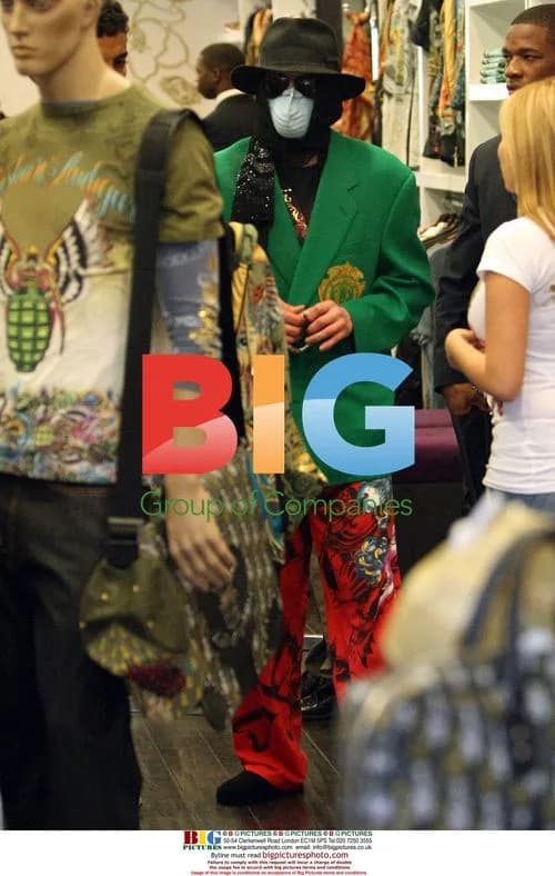 Michael Jackson shopping in LA