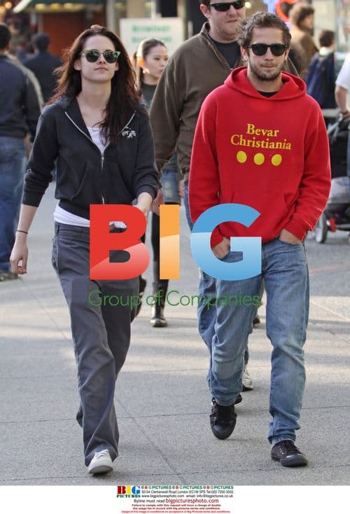 Kristen Stewart and Michael Angarano in Vancouver
