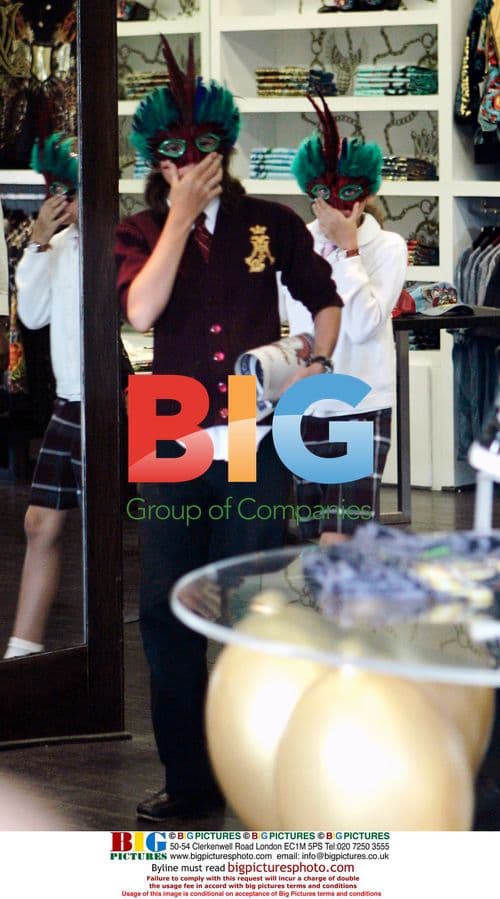 Michael Jackson shops with kids in LA