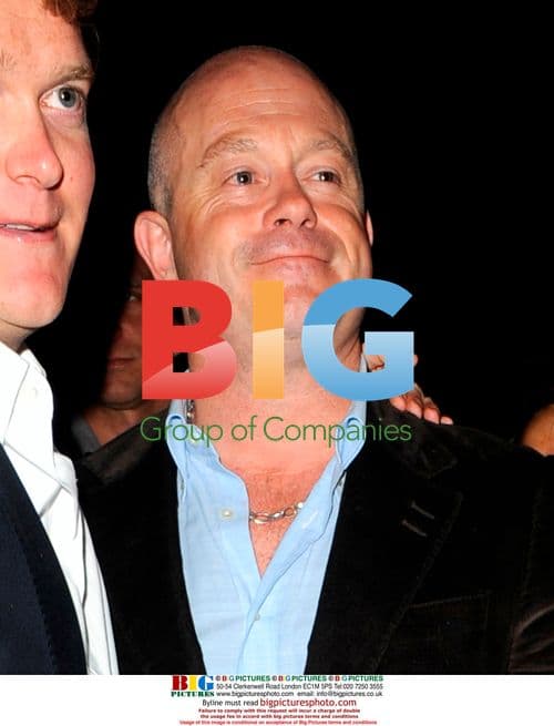 Ross Kemp out in London