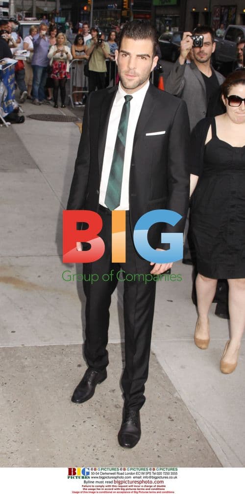 Zachary Quinto signs autographs at 'The Late Show'