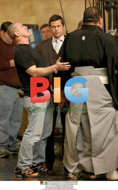 Brad Pitt films SoftBank commercial with sumo wrestler