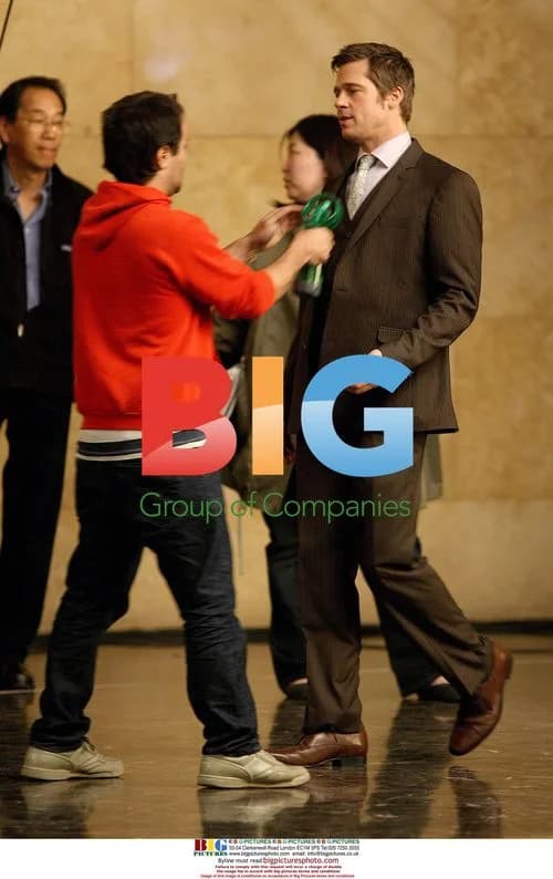 Brad Pitt films Softbank commercial with sumo wrestler