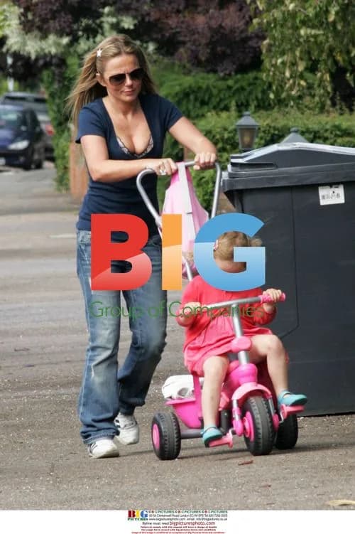 Geri Halliwell wardrobe malfunction
